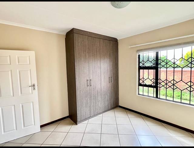 3 BEDROOM TOWNHOUSE FOR SALE IN THE REEDS